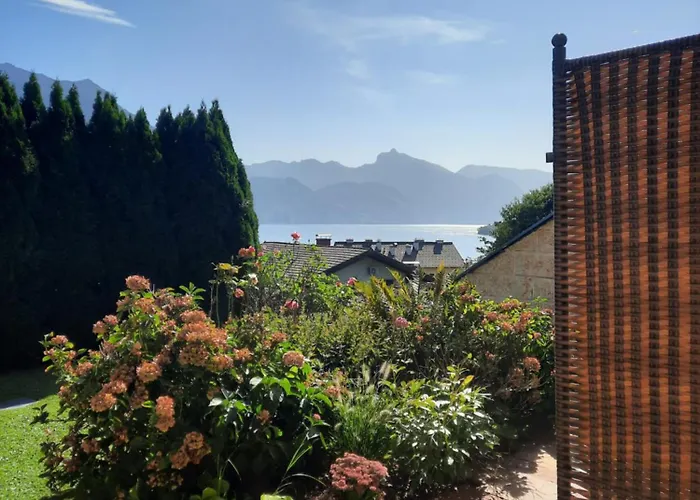 Gallery - Terrasse Mit Seeblick Und Garten